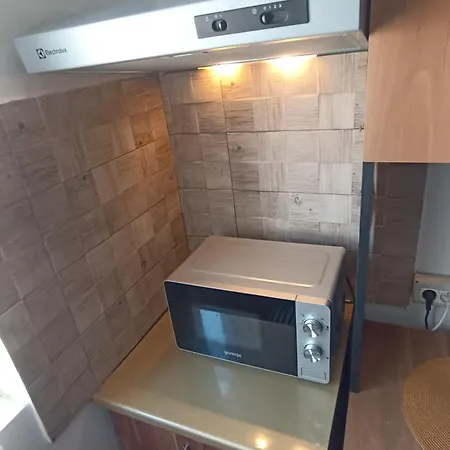 Simone Tiny Economy House * Timisoara